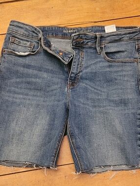 Old Navy Blue Denim Shorts - Relaxed Fit